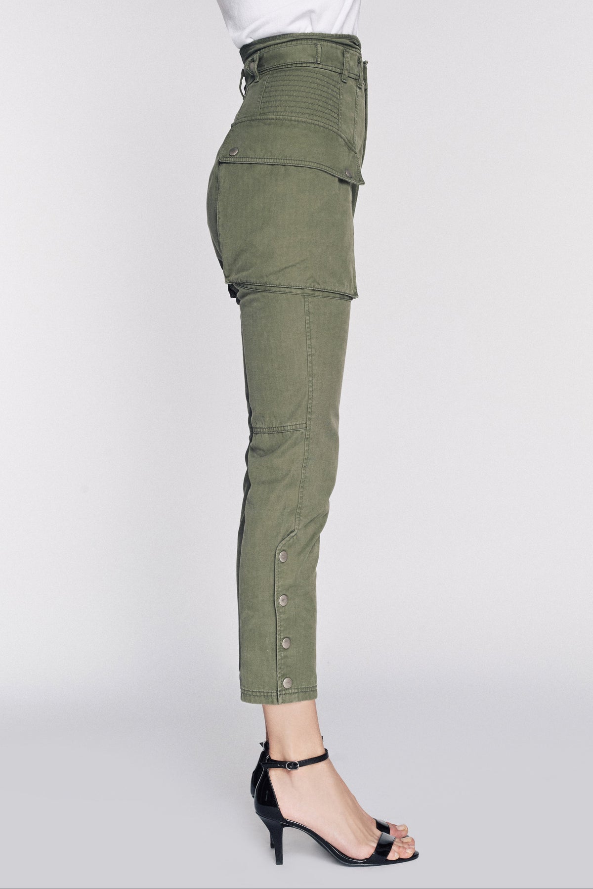 Belle Herringbone Canvas Pant in Military Green